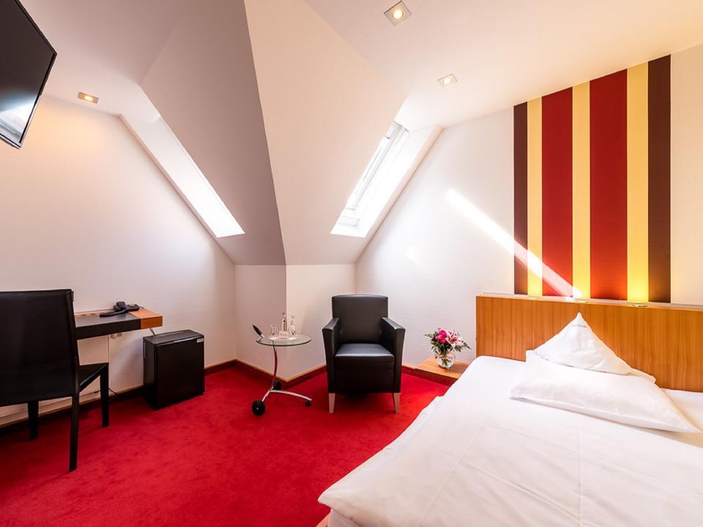 Hotel Antoniushütte Balve Esterno foto